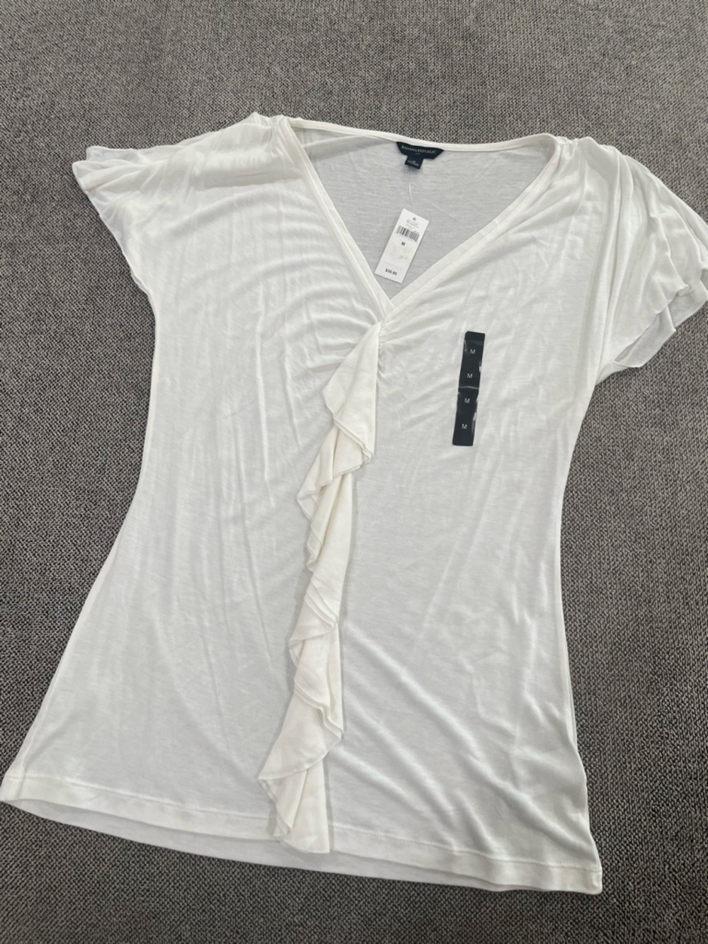 Banana Republic White Ruffle V-Neck Short Sleeve Top